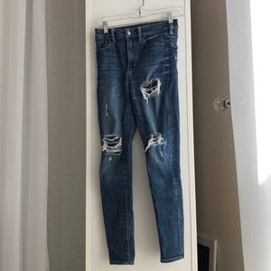 American eagle ripped skinny jeans